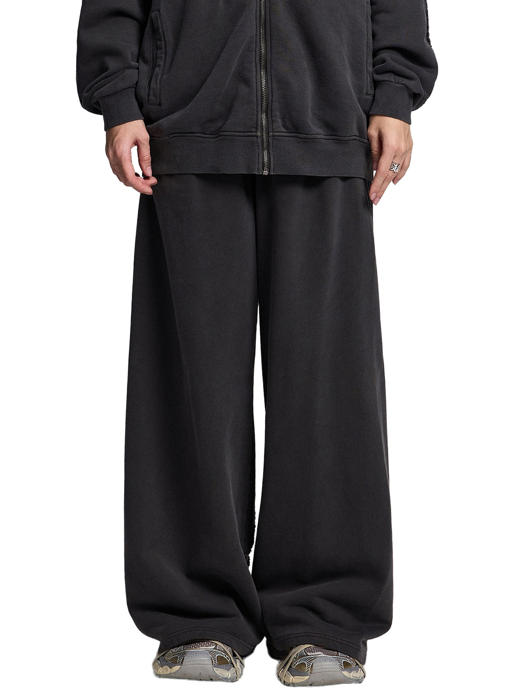 World Of Rock Raw Edge Sweatpants